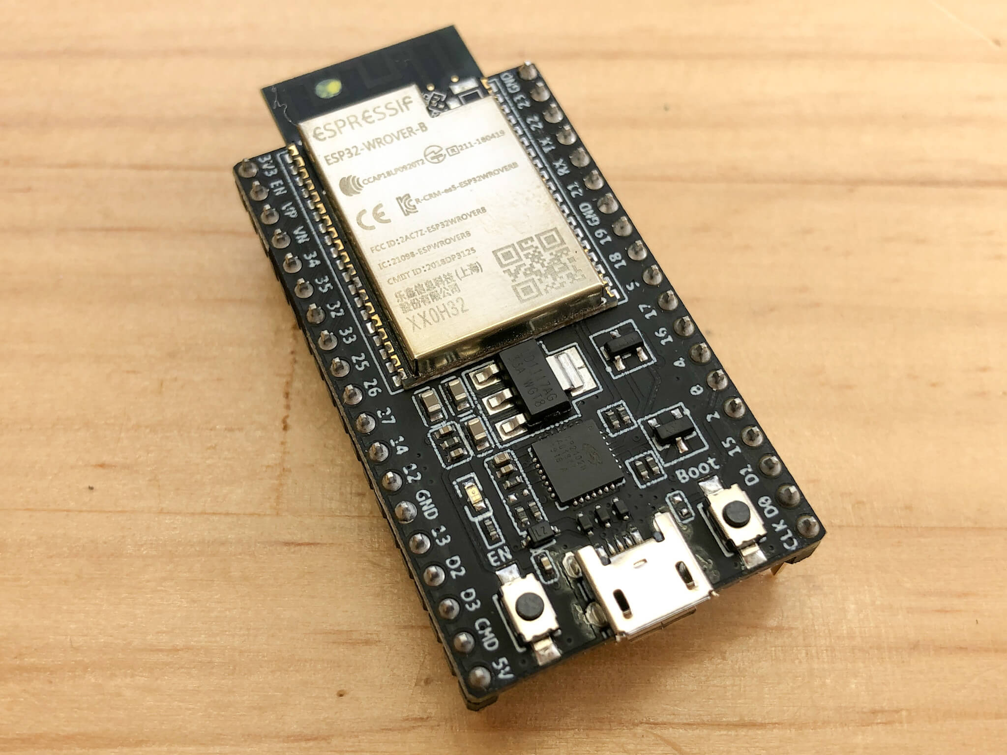 ESP32-DevKitC-VB